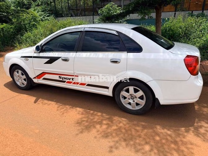 Chevrolet Lacetti CDX 2004 Trắng Số sàn