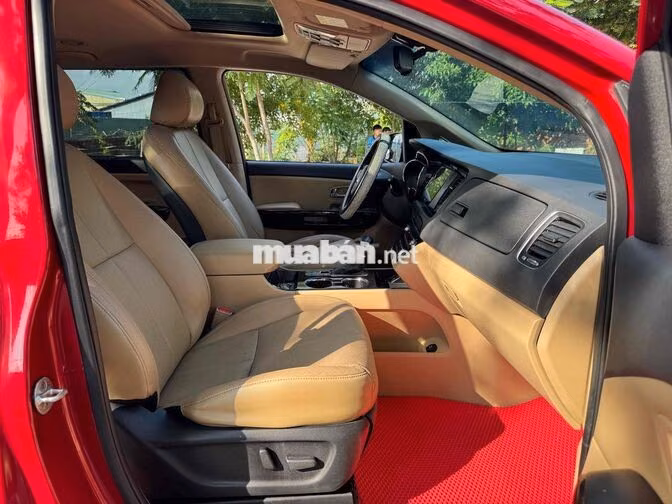Bán Kia Sedona đời 2019 bản Platium hỗ trợ bank