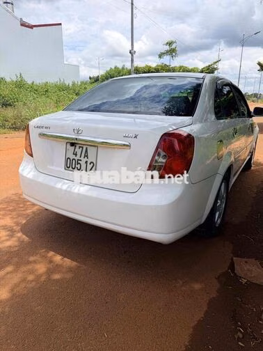 Chevrolet Lacetti CDX 2004 Trắng Số sàn