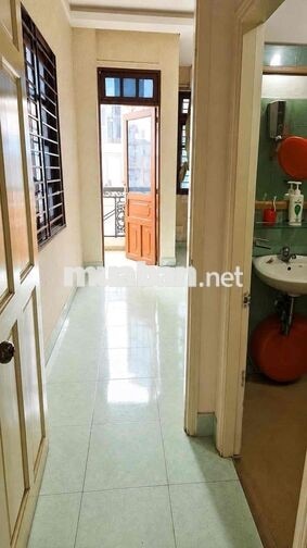 Cho 1 nữ thuê phòng trọ đường Hồ Văn Huê phường Đức Nhuận