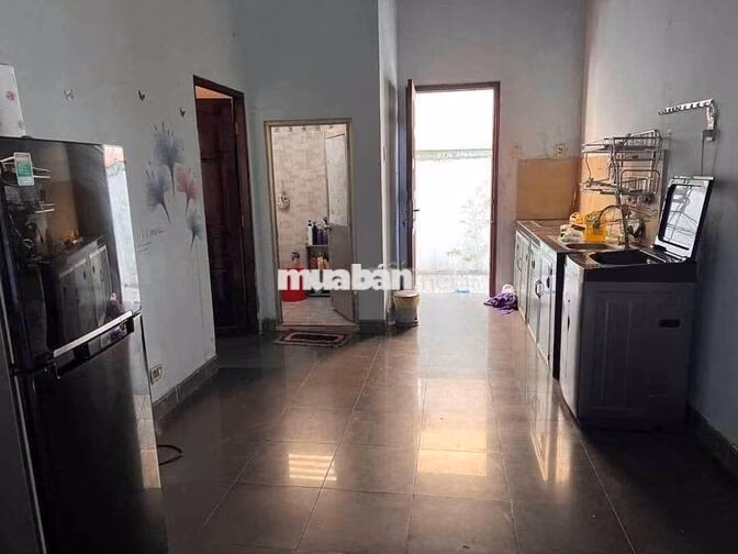 Cho thuê nhà nguyên căn 342m2 cạnh khu công nghiệp phước đông