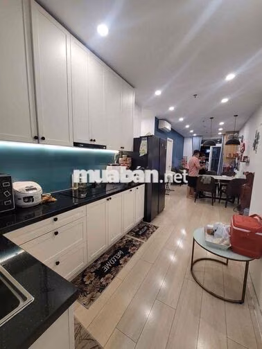 Nhỉnh 5 Tỷ - CC Riverside Building - 90 NGUYỄN HỮU CẢNH - 70m - 2PN/2W