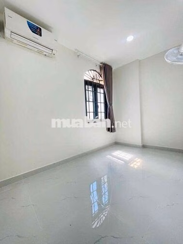5 Tỷ 100 - hxh PHAN VĂN TRỊ, BÌNH THẠNH – GẦN MẶT TIỀN – 4 Tầng - 4PN