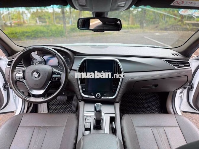 VinFast Lux A Lux A2.0 2022 Trắng 70.000 km