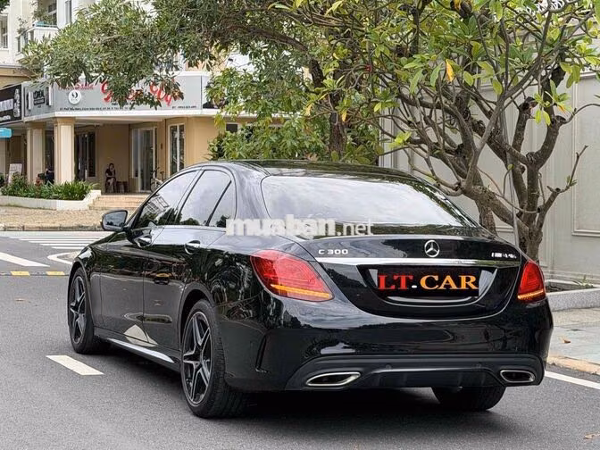 Mercedes C300 AMG 2021 Đen 29.000 miles
