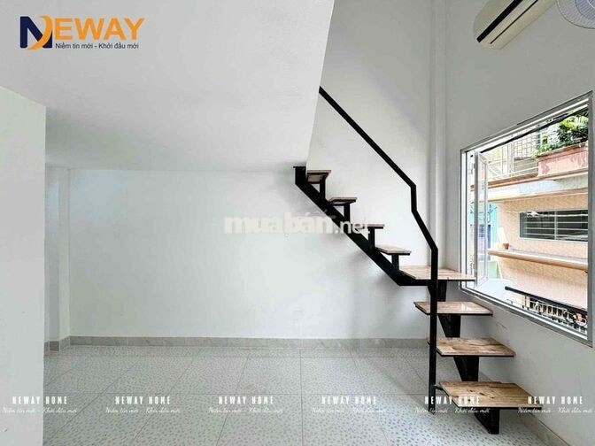 CÒN MỘT PHÒNG GÁC HƯỚNG BAN CÔNG GIÓ TRỜI THOÁNG MÁT