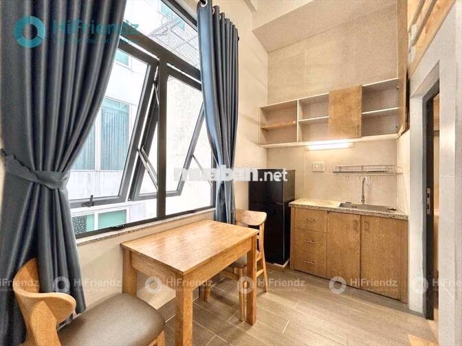 DUPLEX CỬA SỔ TRỜI - IUH, VAA, UFM, VHU - THANG MÁY - HOÀNG VĂN THỤ