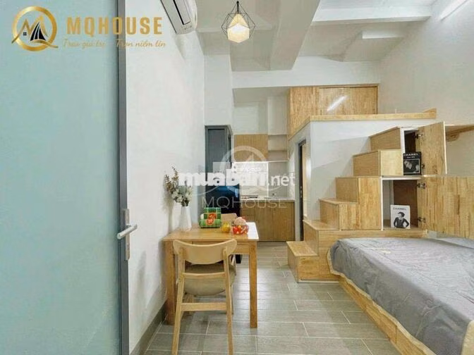 DUPLEX CỬA SỔ TRỜI - IUH, VAA, UFM, VHU - THANG MÁY - HOÀNG VĂN THỤ