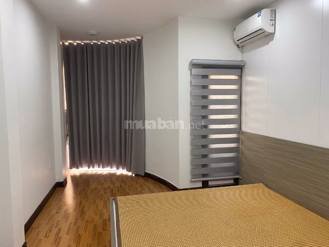 Nhà riêng khu phân lô đền lừ dt45m2x5t giá 17tr