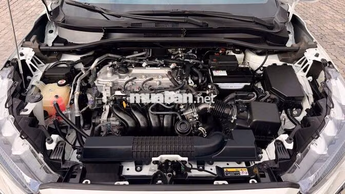 Corolla Cross 1.8V 2025 Trắng, lướt nhẹ 10.000km