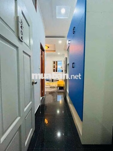 STUDIO CỬA SỔ TRỜI FULL NT MỚI RỘNG GẦN 40M2 NGAY NGUYỄN VĂN CỪ - Q1