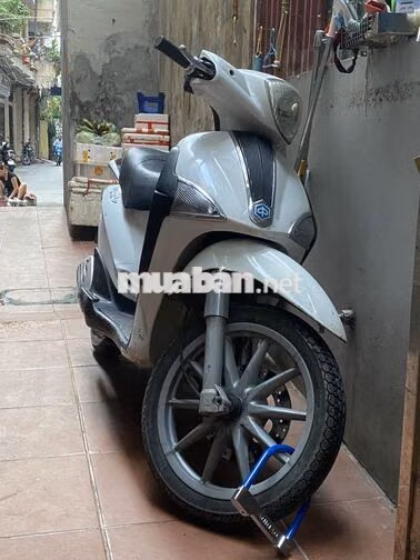 Piaggio Liberty Trắng Hà Nội