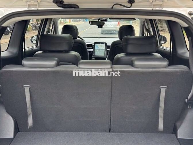 Hyundai Custin 2.0 Premium 2023 Trắng 47k km