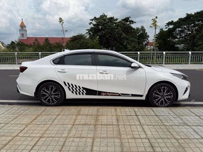Kia K3 1.6 Premium 2023 Trắng 32000 km