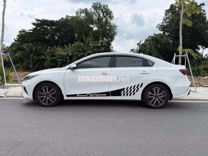 Kia K3 1.6 Premium 2023 Trắng 32000 km