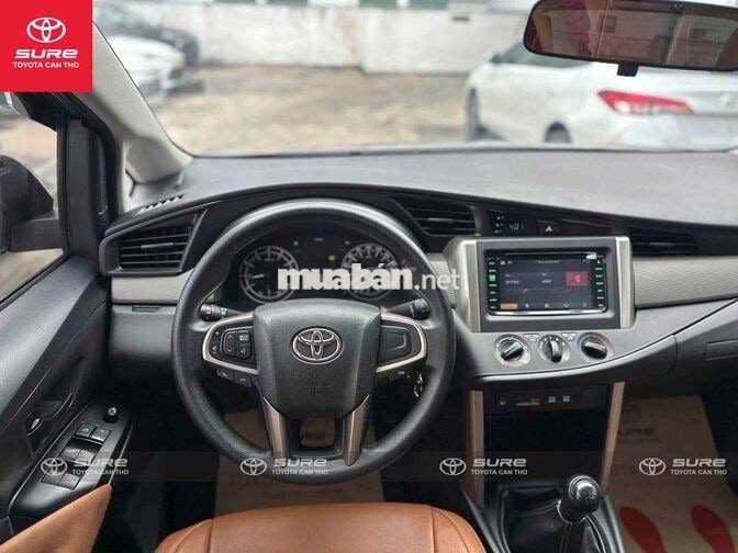 Toyota Innova E 2017 odo 134.000km