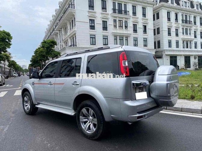 Ford Everest 2012 Số sàn Bạc