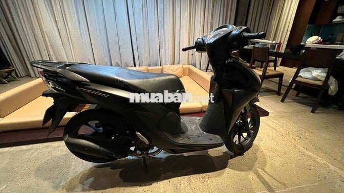 Honda Vision 2021 đen nhám