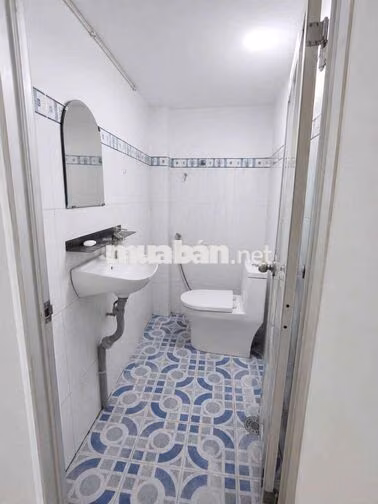 Cho thuê nhà Mặt nguyên căn , phường hiệp Thành cũ , q12