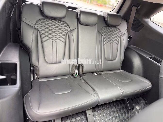 Hyundai Custin 2.0 Premium 2023 Trắng 47k km