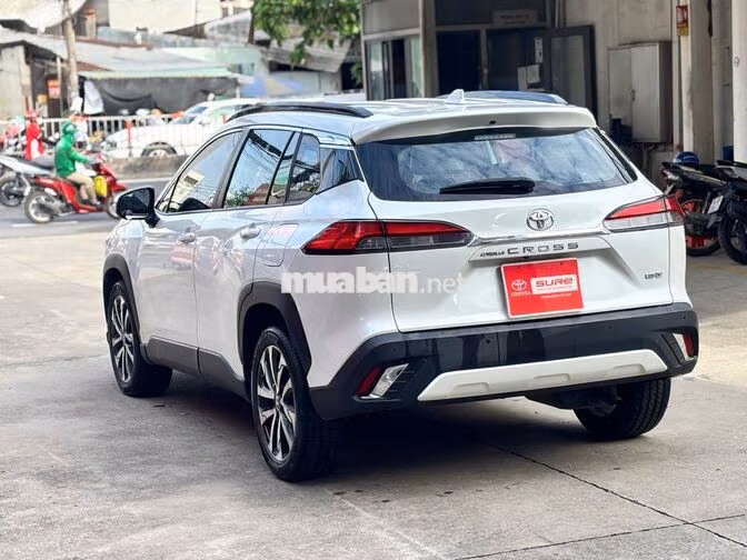 TOYOTA COROLLA CROSS 1.8V 2021 TRẮNG