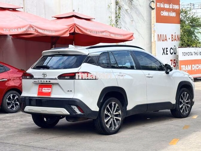TOYOTA COROLLA CROSS 1.8V 2021 TRẮNG