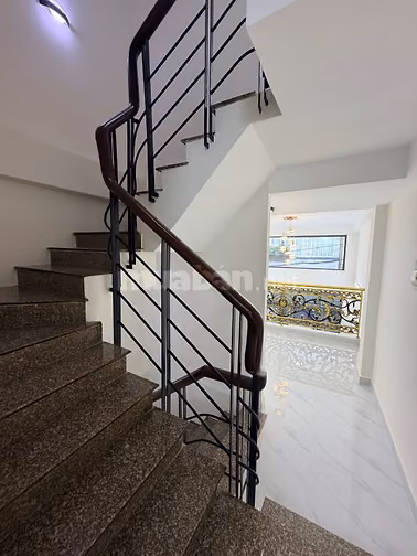 Chính chủ bán nhà hẻm 5met Lê Hồng Phong Q.10 - 39m2 đất - 5 tầng