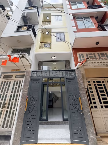 Chính chủ bán nhà hẻm 5met Lê Hồng Phong Q.10 - 39m2 đất - 5 tầng