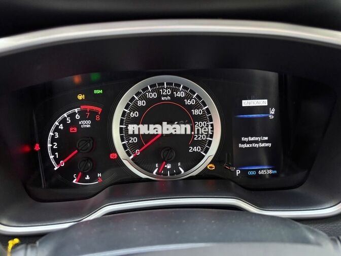 TOYOTA COROLLA CROSS 1.8V 2021 TRẮNG