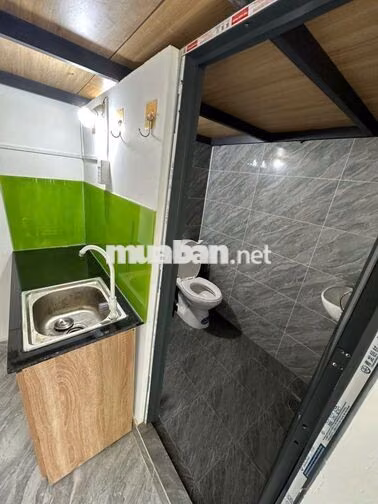 duplex cửa sổ trời thoáng mát có máy lạnh đi bộ qua VLU giá rẻ