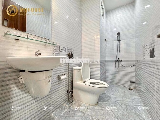 CHDV - 1PN STUDIO - BAN CÔNG FULL NỘI THẤT NGAY LẠC LONG QUÂN