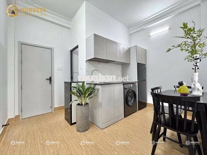 CHDV - 1PN STUDIO - BAN CÔNG FULL NỘI THẤT NGAY LẠC LONG QUÂN