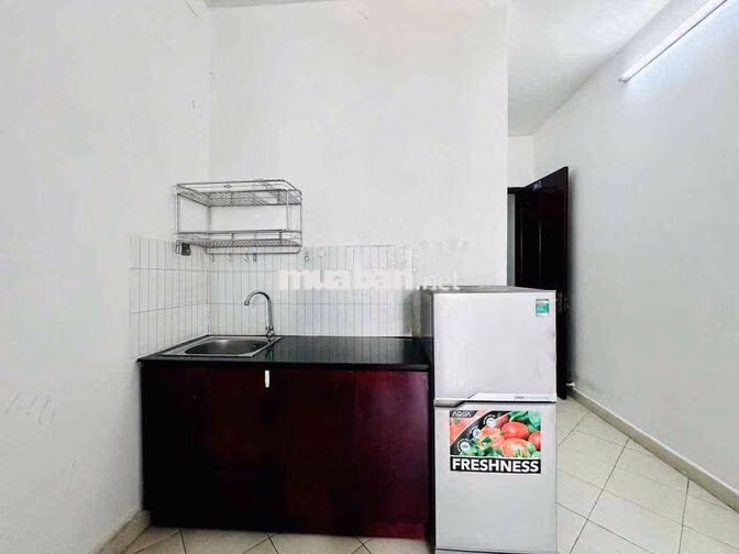 phòng full nội thất bancol Quận 3