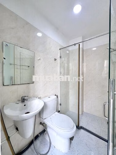 PHÒNG CỬA SỔ THOÁNG, AN NINH GẦN ĐH TĐT, CHỢ TÂN MỸ
