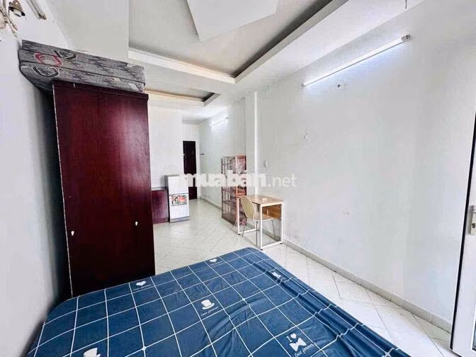 phòng full nội thất bancol Quận 3