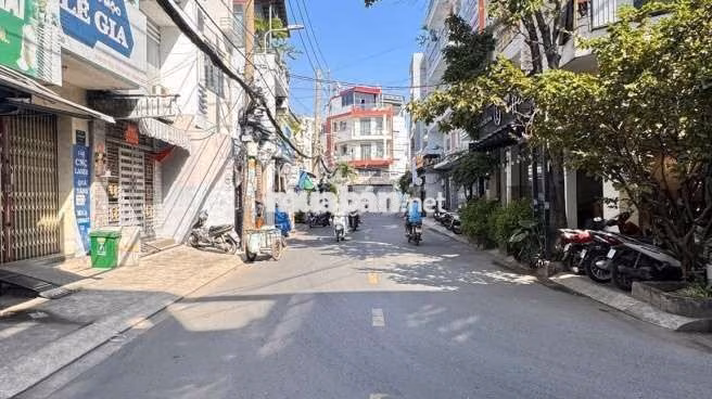 Cho thuê CHDV tầng trệt đường Lạc Long Quân 