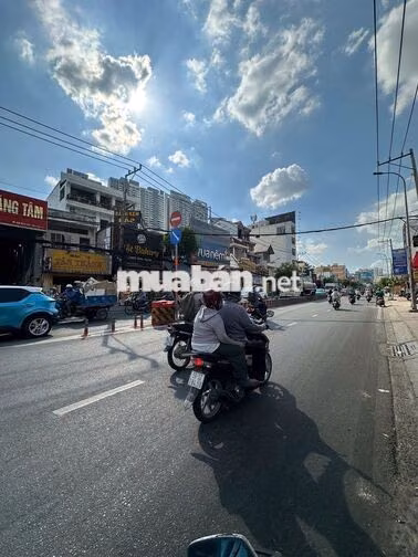 🔥MẶT TIỀN NGUYỄN THỊ THẬP – VỊ TRÍ ĐẮC ĐỊA, GIÁ 35TR/THÁNG