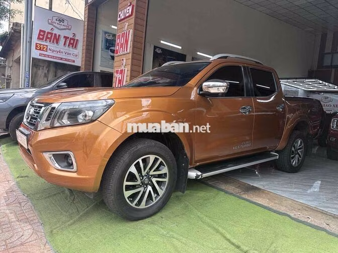 Nissan Navara VL 2020 Bán tải Tự động 7 cấp Nâu