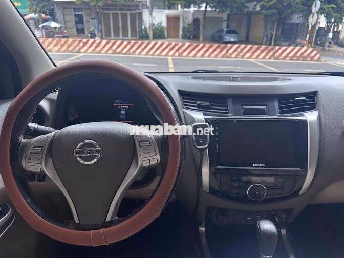 Nissan Navara VL 2020 Bán tải Tự động 7 cấp Nâu