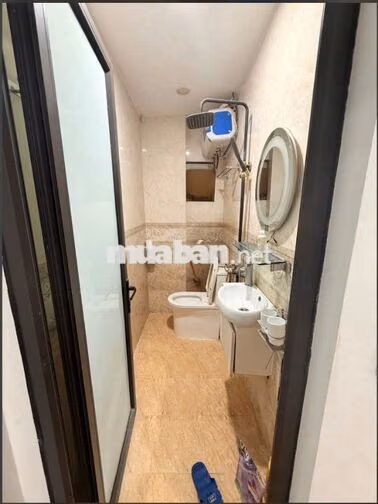 Cho thuê nhà Tôn Đức Thắng - Đống Đa, 30m2 x 5 tầng mới đẹp chỉ 15tr/1