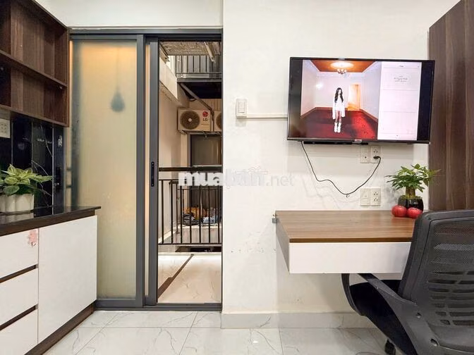STUDIO FULL NT NGAY CẦU BÔNG-CHỢ BÀ CHIỄU-ĐH HỒNG BÀNG, KINH TẾ