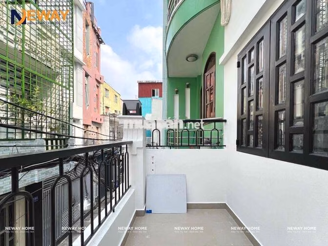 STUDIO BAN CÔNG FULL NỘI THẤT - BAN CÔNG RỘNG GIÁP QUẬN 10