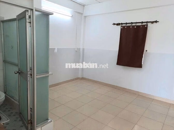 PHÒNG TRỌ MỚI THOÁNG CÓ MÁY LẠNH