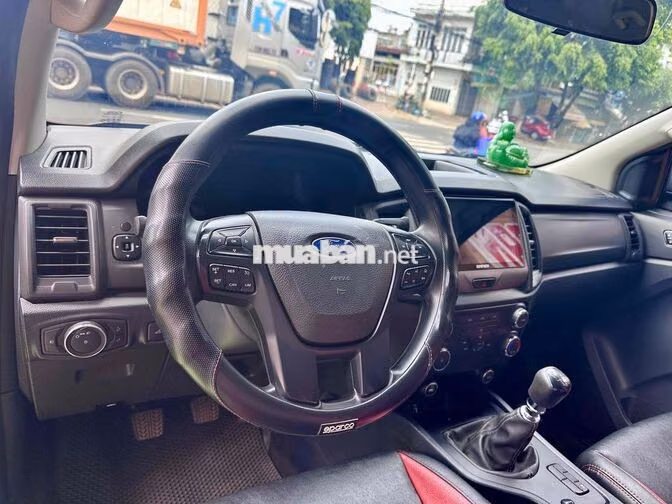 Ford Ranger XLS 2019 Số sàn Diesel Nâu