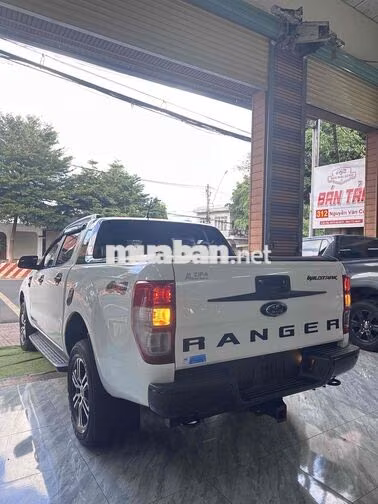 Ford Ranger Wildtrak 2021 Trắng Tự động 10 cấp