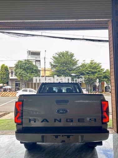 Ford Ranger XLS 2019 Số sàn Diesel Nâu