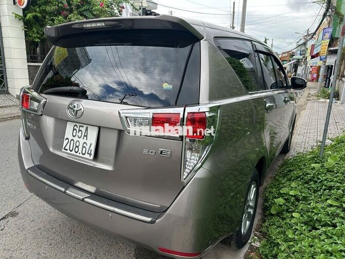Toyota Innova 2019 Số sàn Đồng 8 chỗ