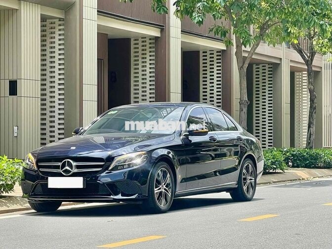 Mercedes-Benz C180 2020 Xanh 28.000 km