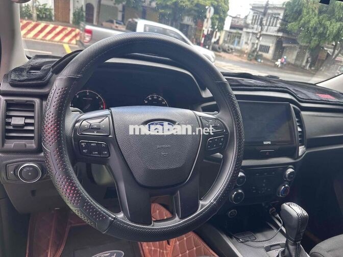 Ford Ranger XLS 2021 Tự động 6 cấp Đỏ