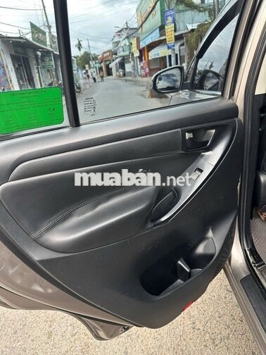 Toyota Innova 2019 Số sàn Đồng 8 chỗ